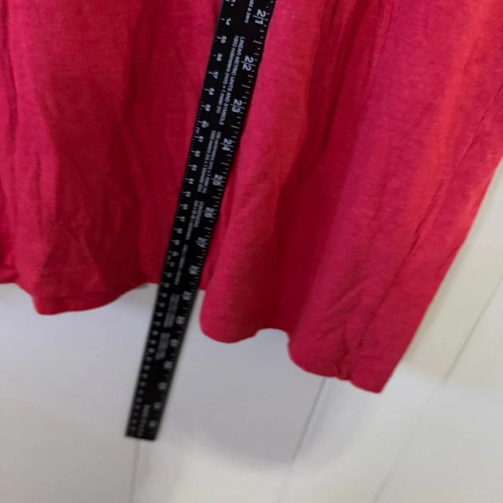 Banana Republic T-Shirt Mens XL Red Fitted Vee Short Sleeve‎ V-Neck Solid